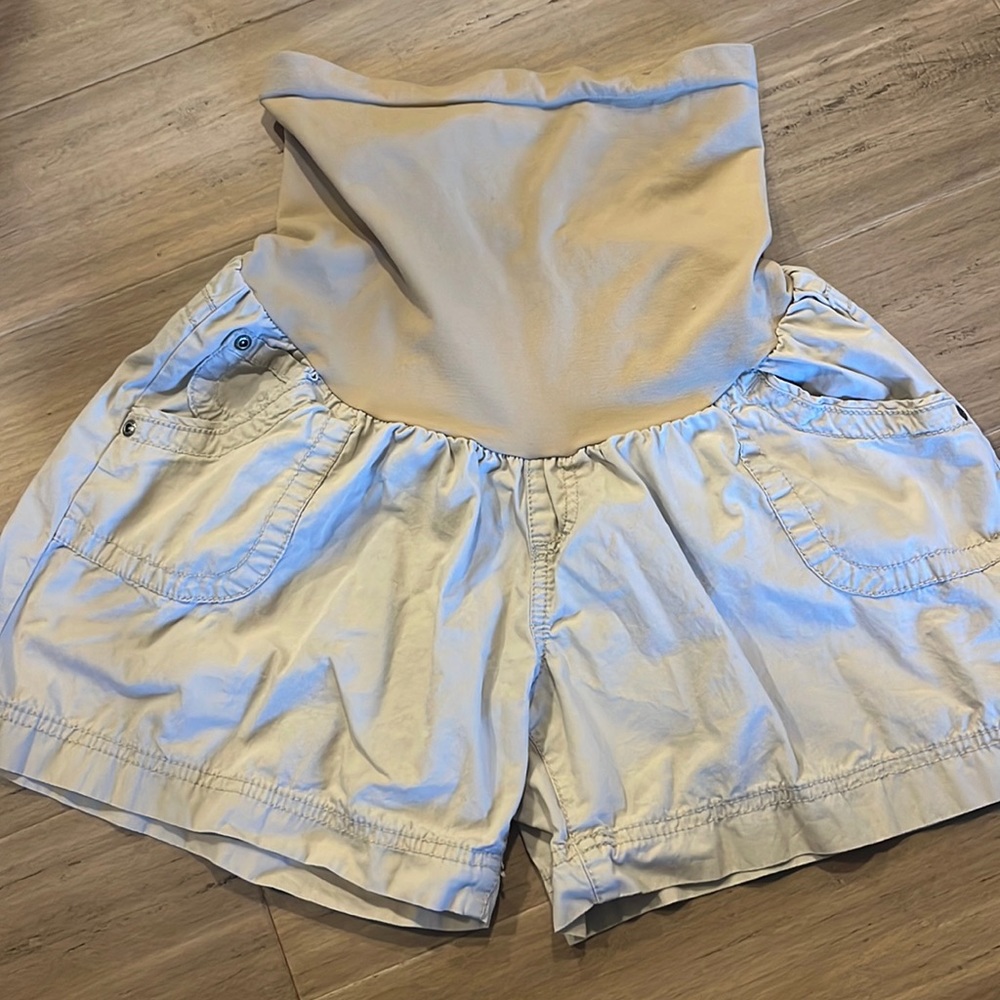 Motherhood Maternity Shorts L